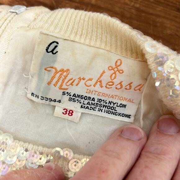 Women’s Vintage 1950s Angora wool formal festive beaded sweater size small - Picture 4 of 7